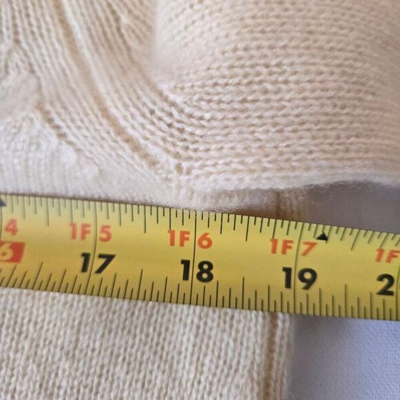 Calypso St. Barth Womens Yellow Cashmere V Neck Pullover Sweater Size Medium - Picture 9 of 11